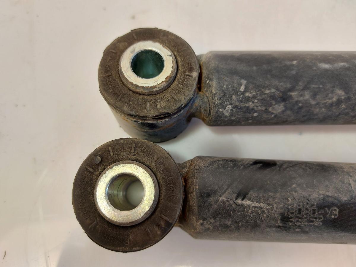 Ford Fiesta HF MK8 Satz Stossd&auml;mpfer Hinterachse 5 T&uuml;rer OE Federbein