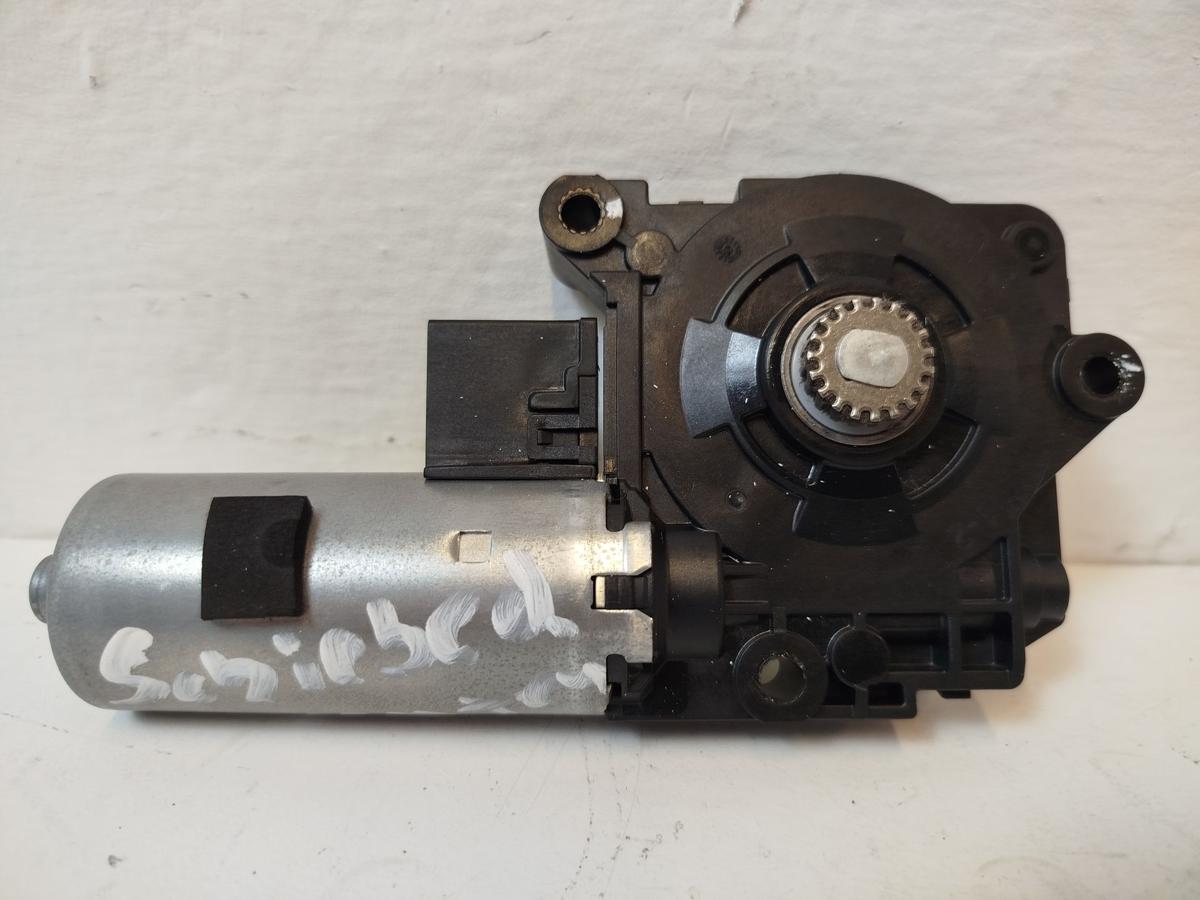 NIO EL6 Elektro SUV Schiebedachmotor Motor Panoramdach 2306AH07