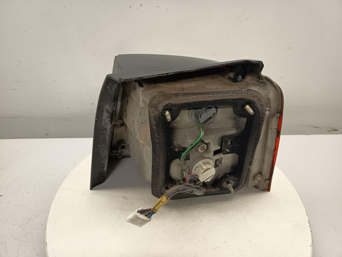 Kia Carens II original R&uuml;ckleuchte au&szlig;en links Baujahr 2003