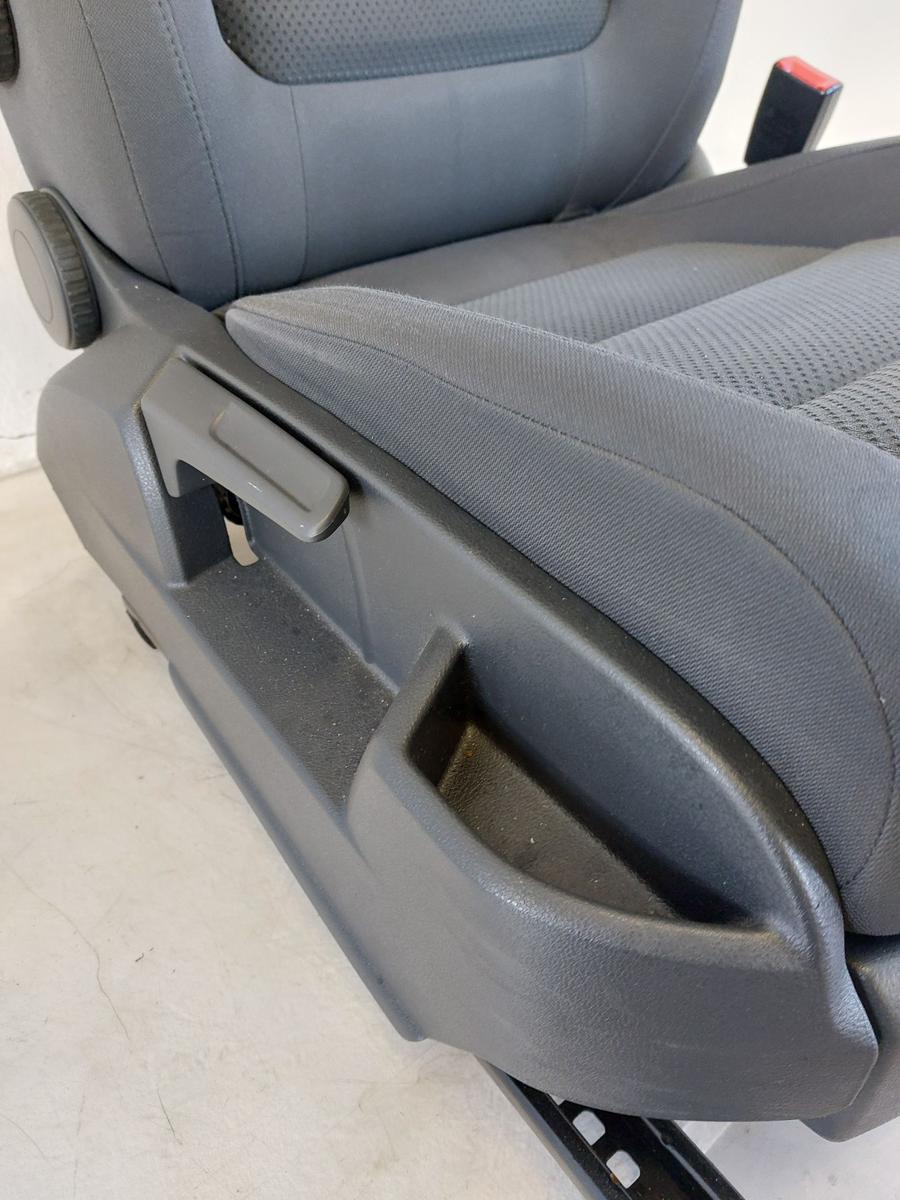 VW Golf Plus 5M Sitz vorne rechts Beifahrersitz Sitzheizung Stoff