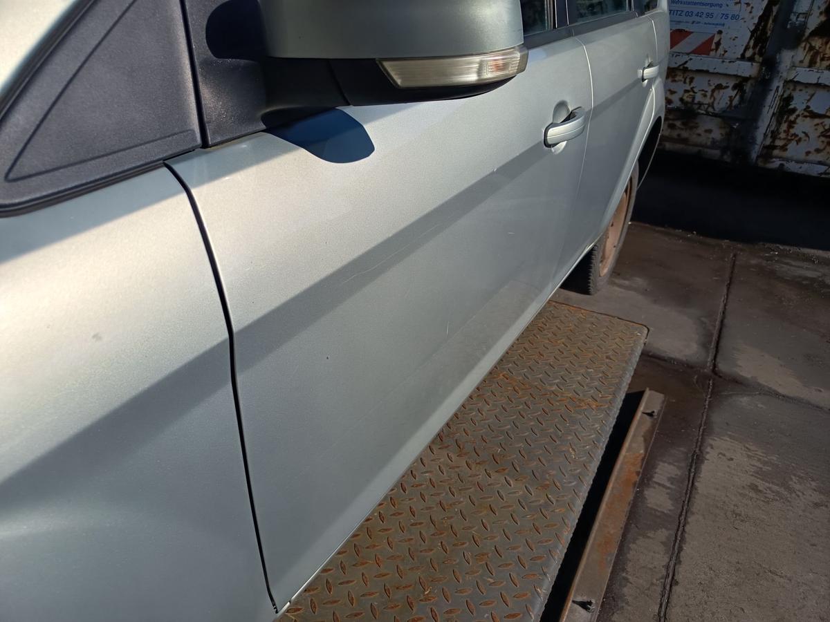 Ford Focus II original T&uuml;r vorn links Fahrer Chill met Bj 2009