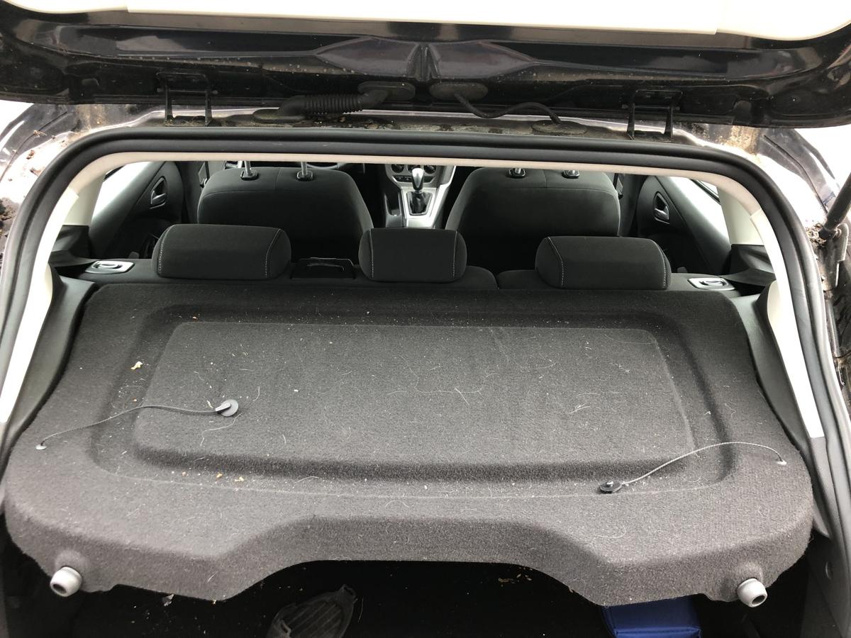 Ford Focus DYB Hutablage Heckablage Laderaumabdeckung OEM bitte Text beachten