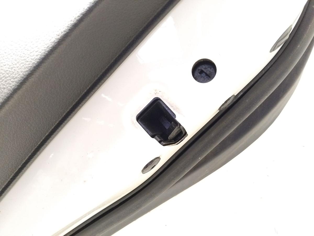 VW Golf Plus II 5M T&uuml;r hinten rechts LB9A Candywei&szlig; BJ2009