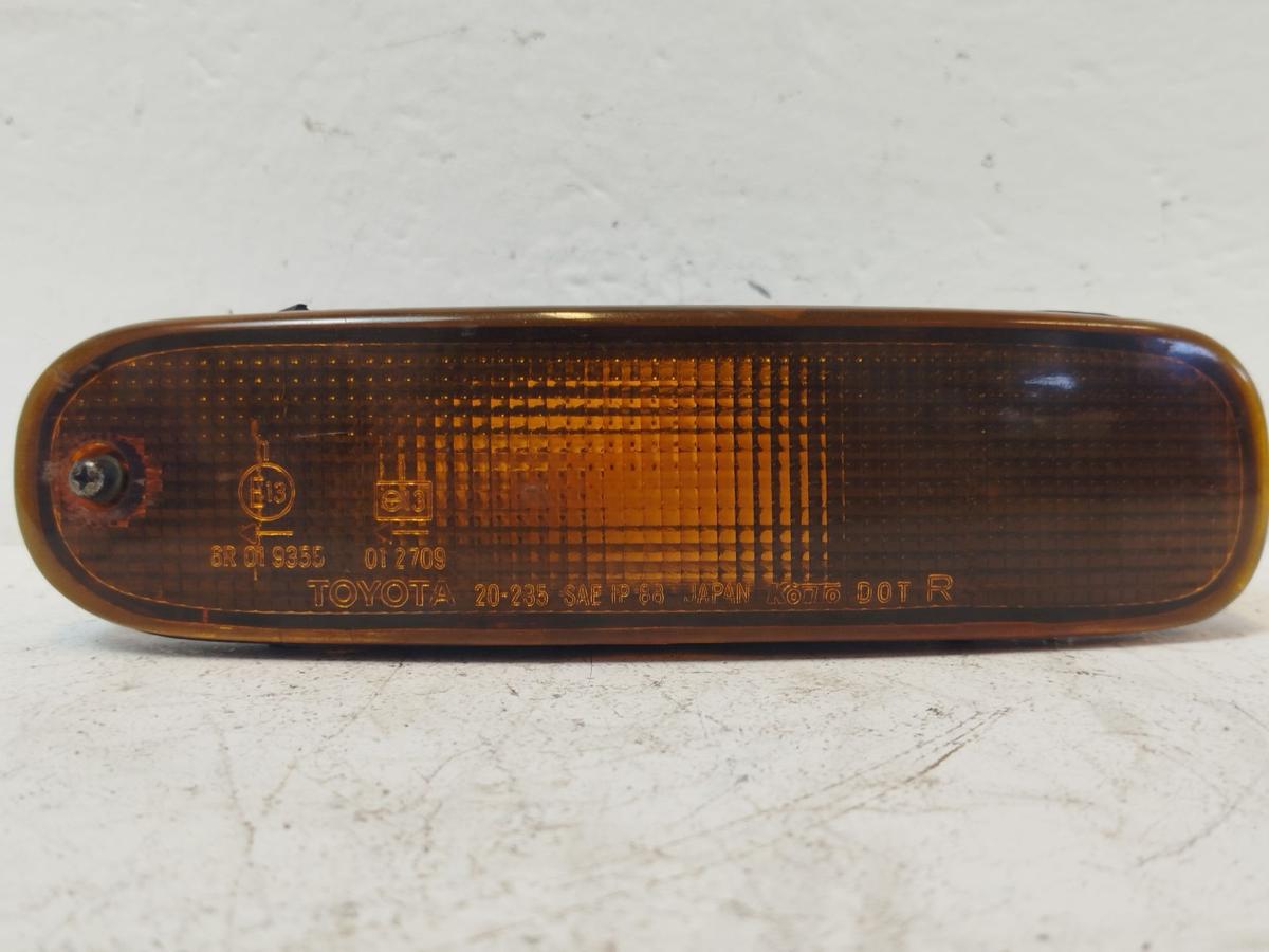 Toyota Celica Coupe T18 Blinker Blinkleuchte vorn rechts orange