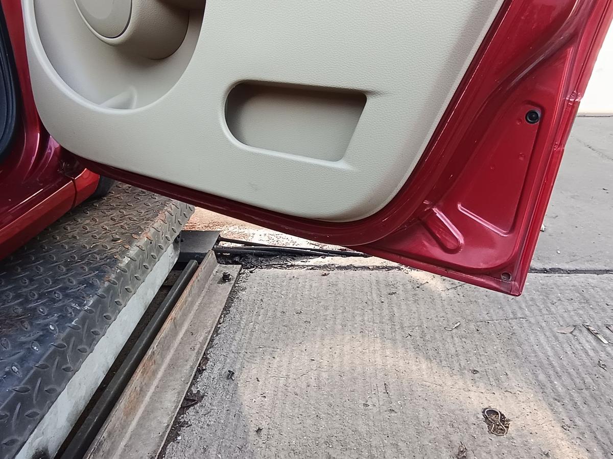 Renault Modus original T&uuml;r vorne rechts TEB76 Red of Fire Baujahr 2005