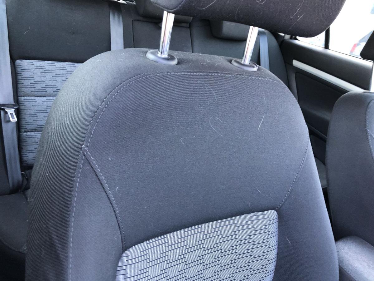 Skoda Octavia 1Z ab09 Sitz vorn rechts Beifahrersitz Stoff OHNE Heizung