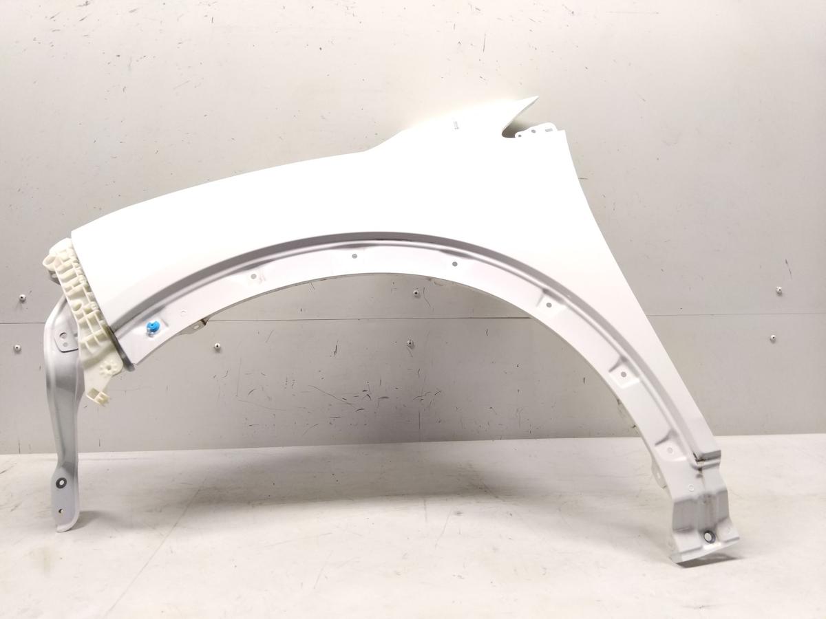 Mitsubishi Eclipse Cross original Kotfl&uuml;gel links vorn weiss W37 Facelift