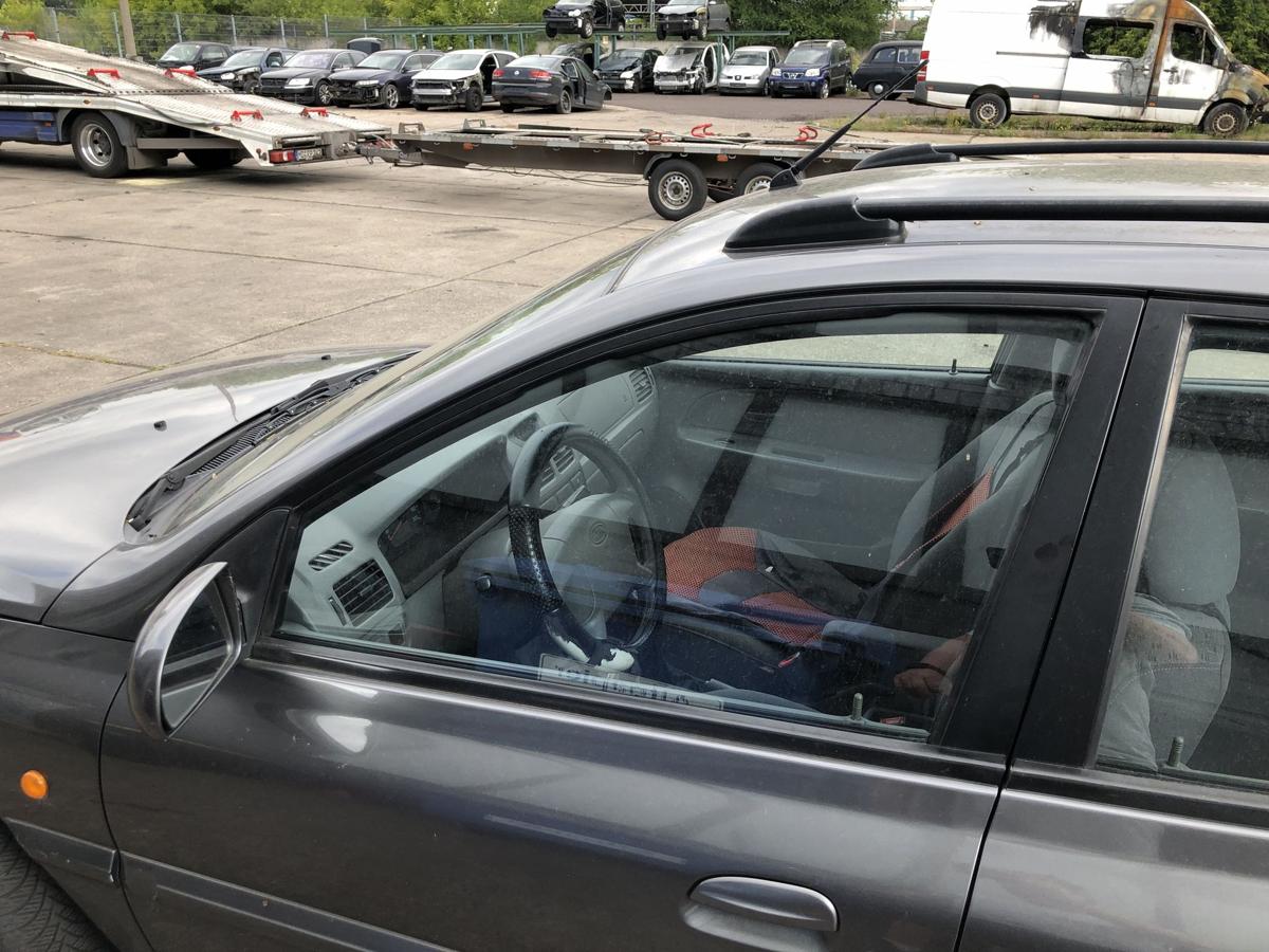 Kia Rio DC Tür vorn links Fahrertür im Rohbau V9 Pewter Grey Metallic