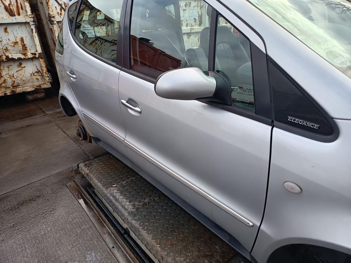 Mercedes W168 Mopf original T&uuml;r vorn rechts Beifahrer Rost 761 Polarsilber Bj 01