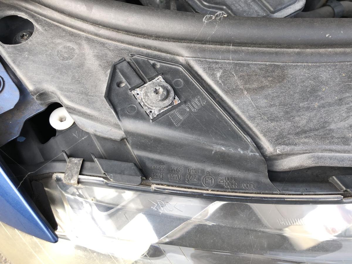 Audi A3 8P ab05 Scheinwerfer rechts Hauptscheinwerfer Halogen Tr&uuml;bung