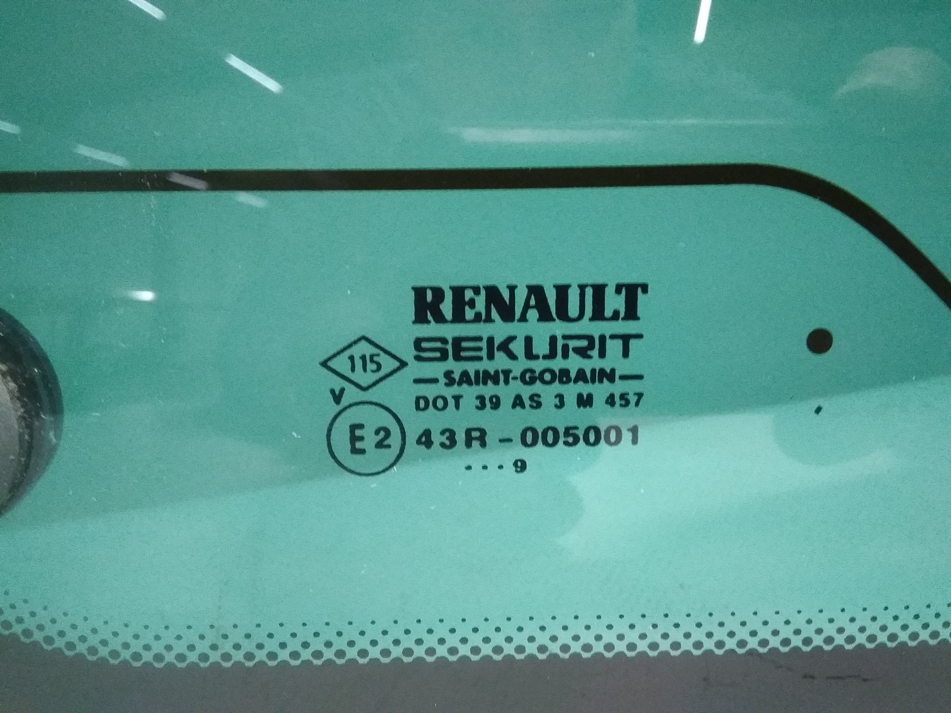 Renault Laguna 1 original Heckscheibe ausstellbar Kombi