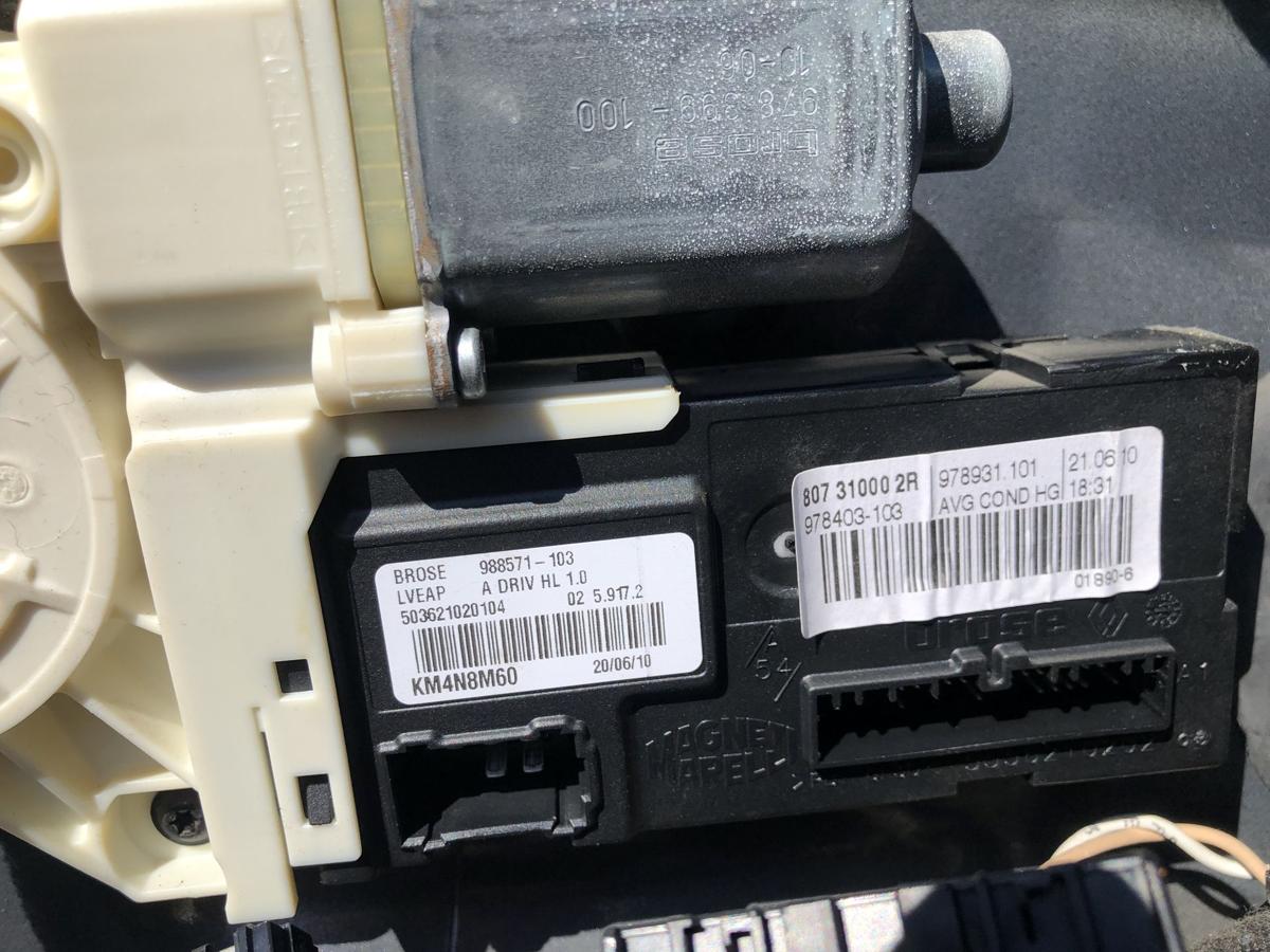 Renault Laguna III original Fensterhebermotor vorn links 807310002R Bj 2010