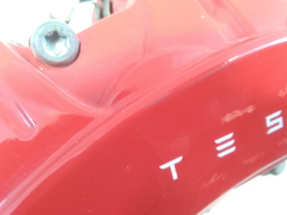Tesla Model Y Performance original Bremssattel Vorderachse rechts Brembo Bj.2023