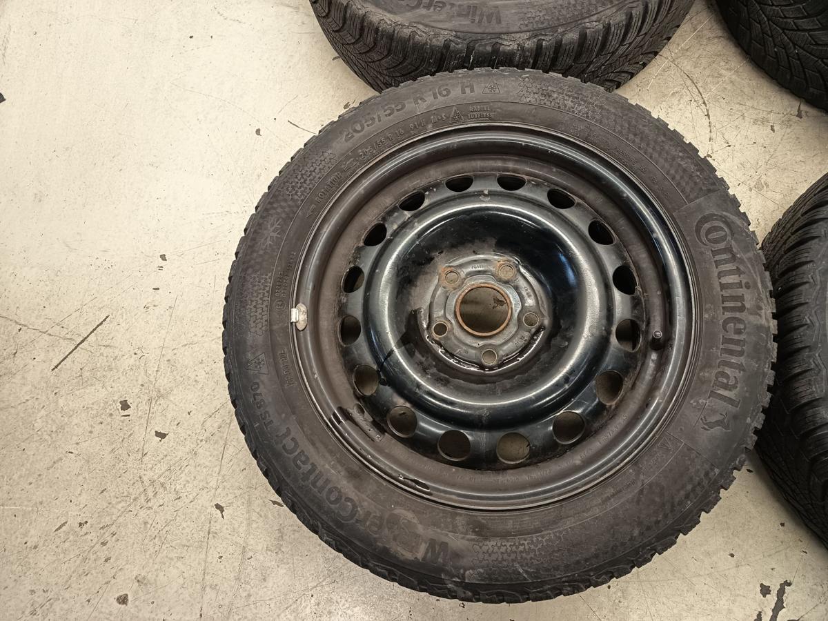 VW Passat 3C Stahlfelgen 6,5x16 ET42 mit Winterreifen DOT 4024