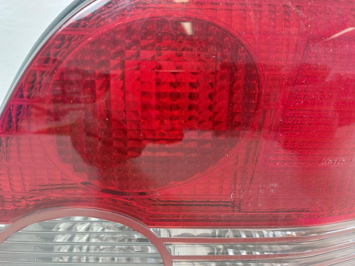 Mitsubishi Galant EA0 Avance R&uuml;ckleuchte rechts R&uuml;cklicht Heckleuchte Limo