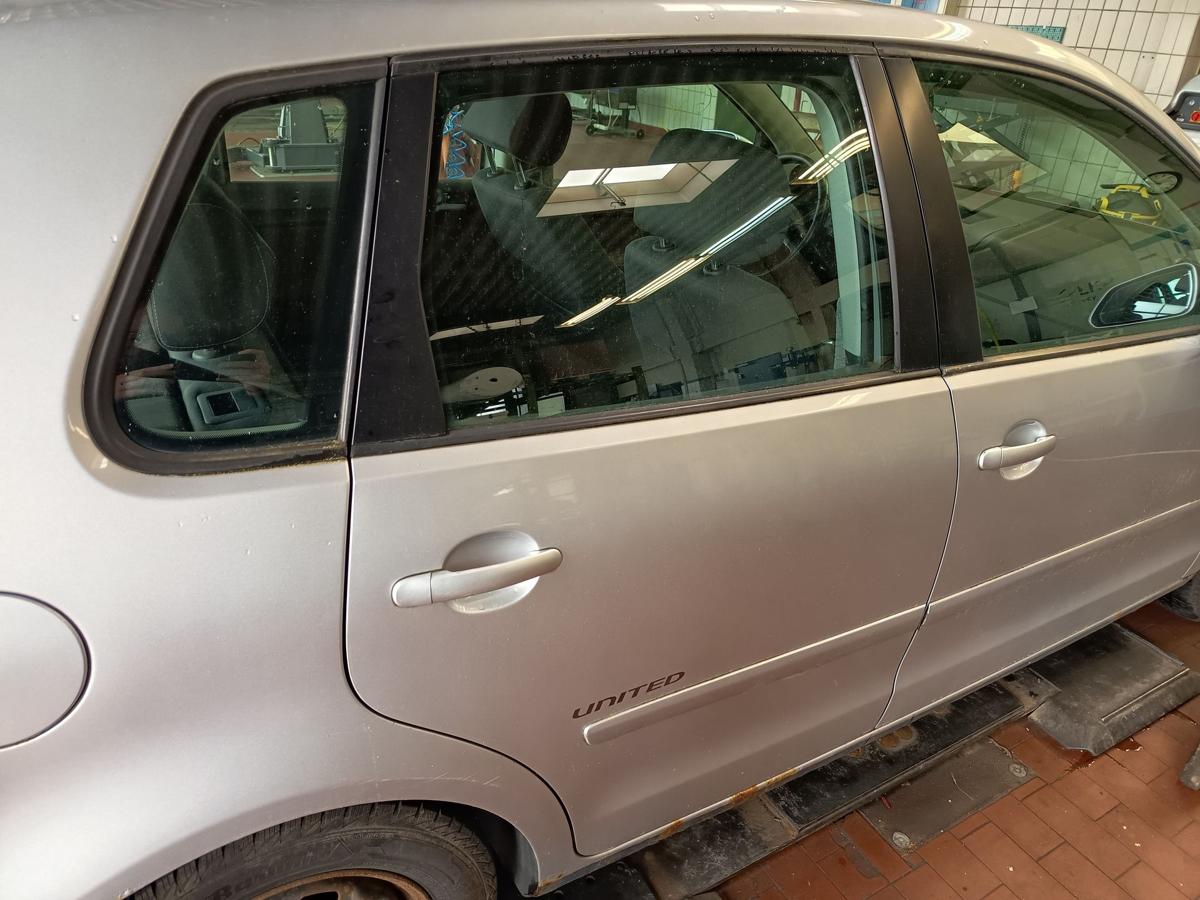 VW Polo 9N3 original T&uuml;r hinten rechts LA7W Reflexsilber Baujahr 2009