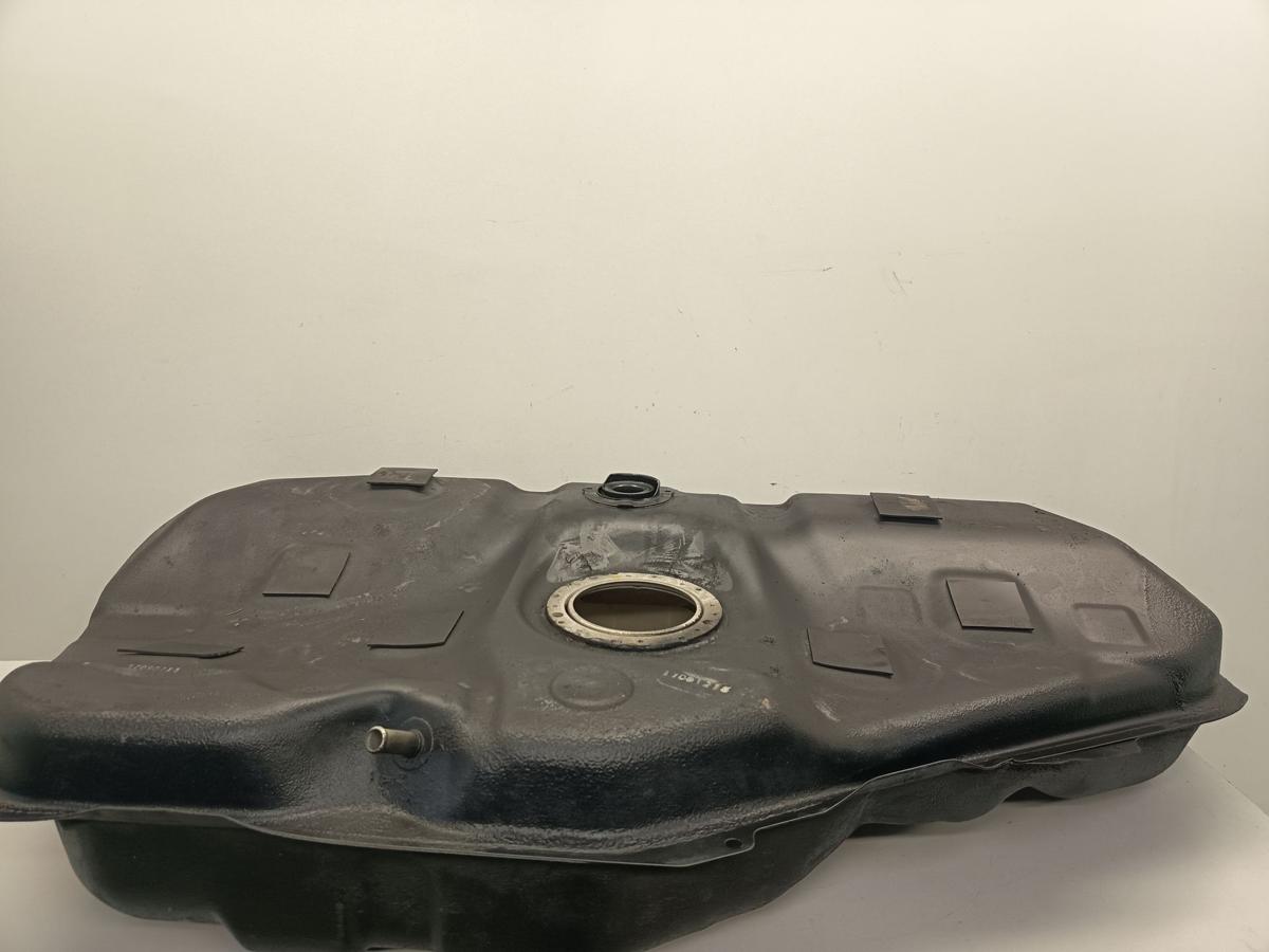 Toyota Corolla E12T (UKP) orig Tank-Kraftstofftank 2,0L 85KW Diesel Bj 2004