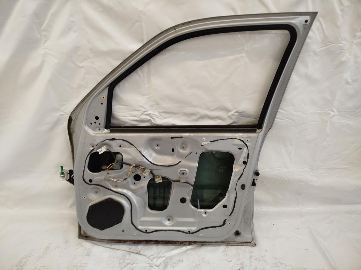 Mazda Tribute EP Tür vorn rechts Beifahrertür Rohbau silber Rost Falz 01 bis 04