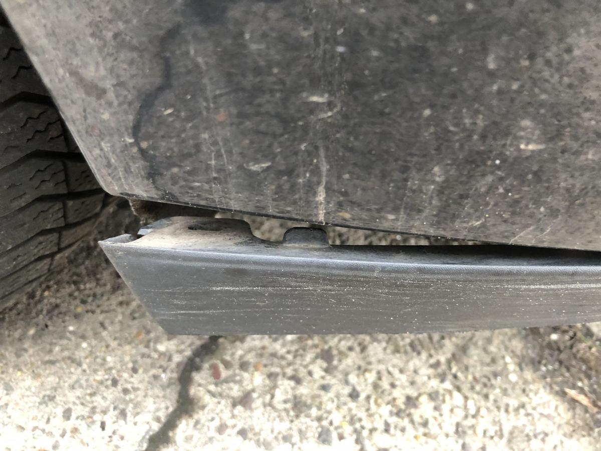 Renault Grand Scenic 3 III JZ Sto&szlig;f&auml;nger vorn Nebel Sto&szlig;stange Bumper TEB66