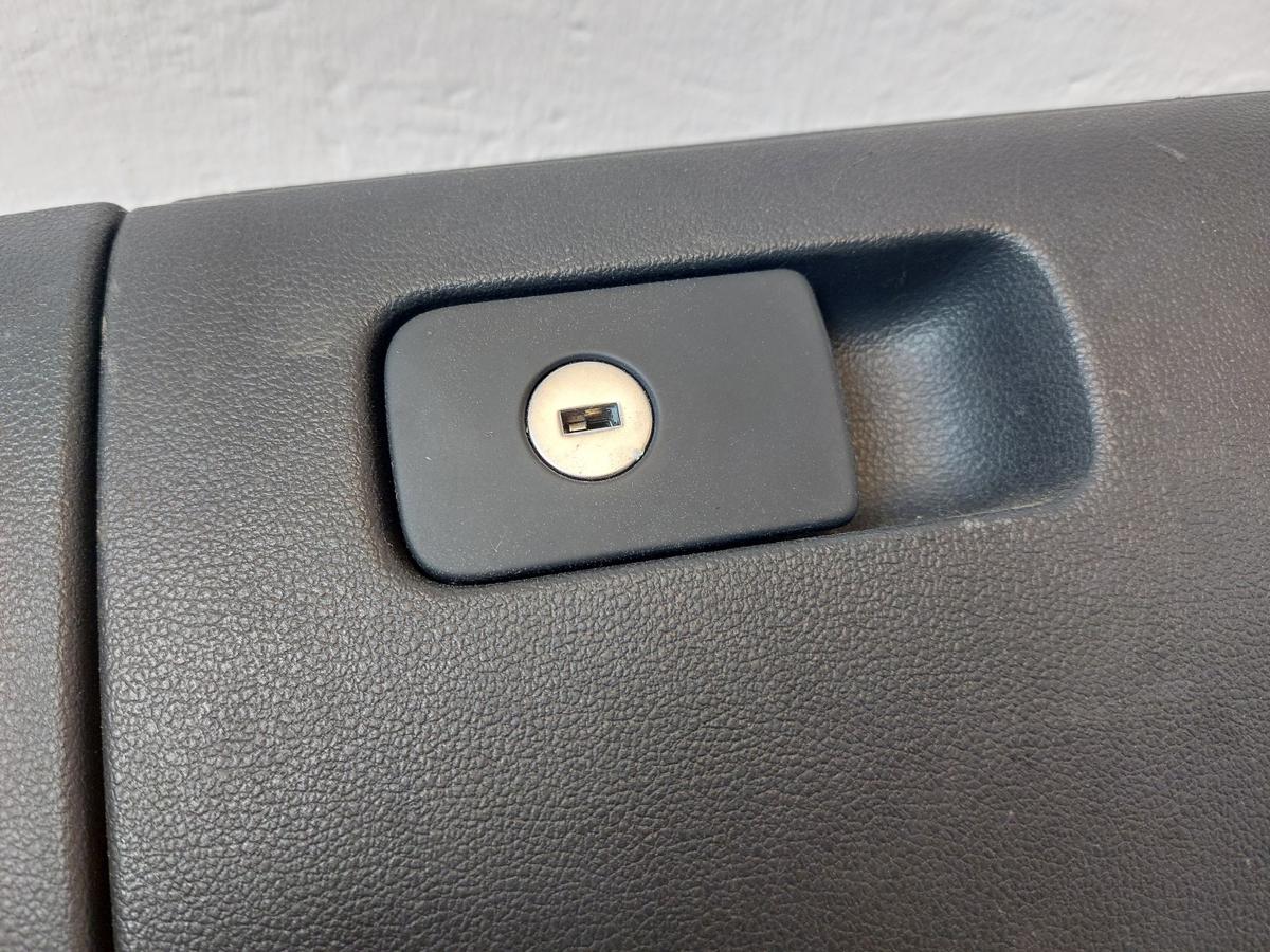 VW Golf 7 VII 5G AU Handschuhfach Schalttafelkasten Handschuhkasten rechts