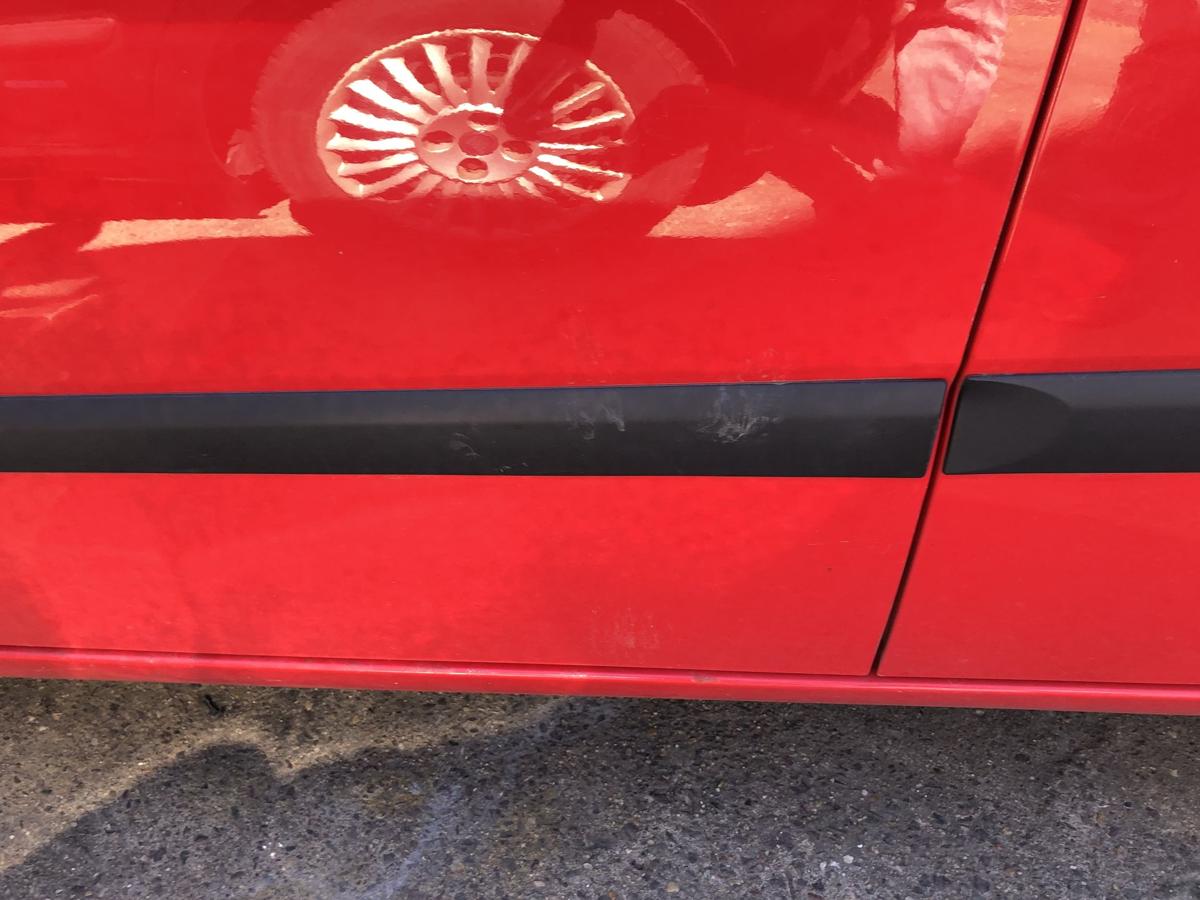 Hyundai i10 PA T&uuml;r vorn links Fahrert&uuml;r im Rohbau H4 Electric Red
