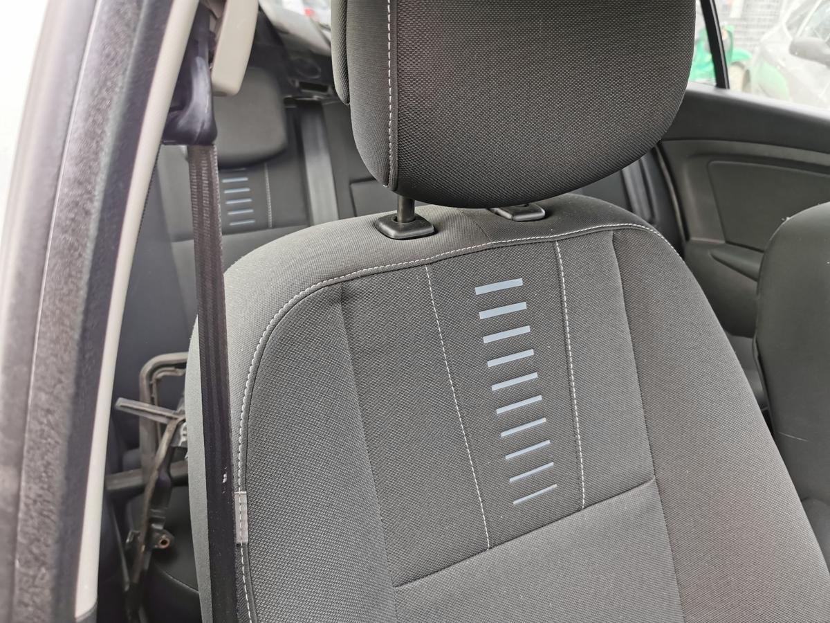 Renault Megane III KZ Kombi Beifahrersitz Sitz Autositz vorn rechts Stoff SHZ