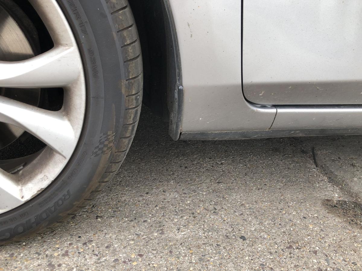 Mazda 3 Typ BL Kotflügel vorn links Fahrerseite 38P Liquid Silver Met