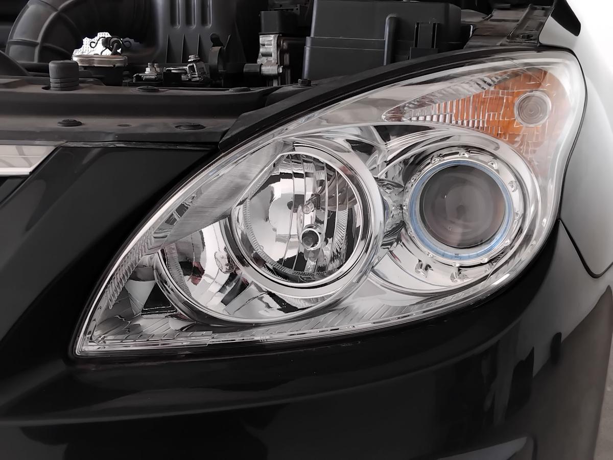 Hyundai i30 FD original Scheinwerfer links SAMLIP Halogen mit LWR BJ2008