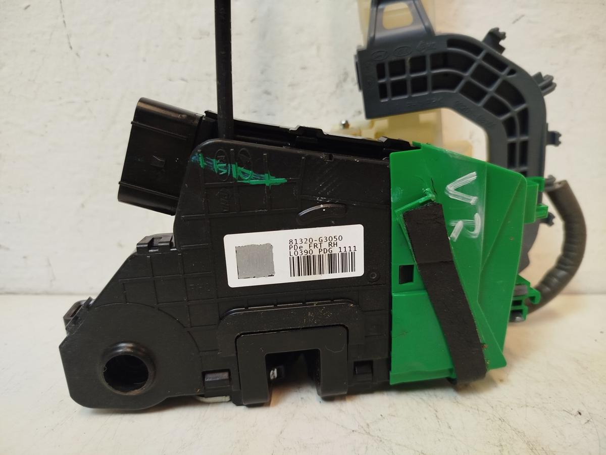 Hyundai i30 PD Mild Hybrid T&uuml;rschloss vorn rechts Beifahrert&uuml;r ZV OEM