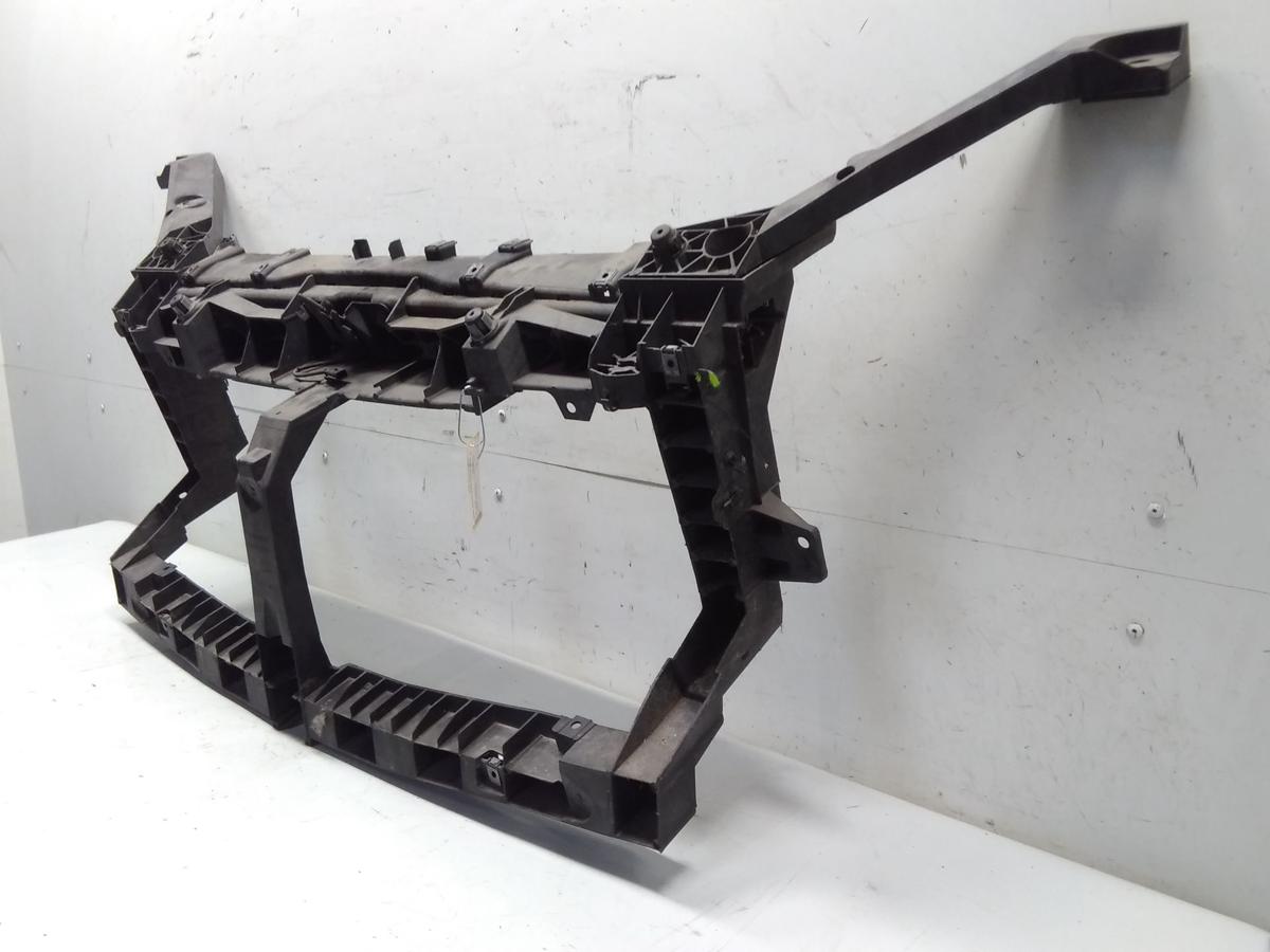 Renault Trafic 3 original Schlo&szlig;tr&auml;ger Frontmittelteil mit Haubenschlo&szlig; Bj.2021