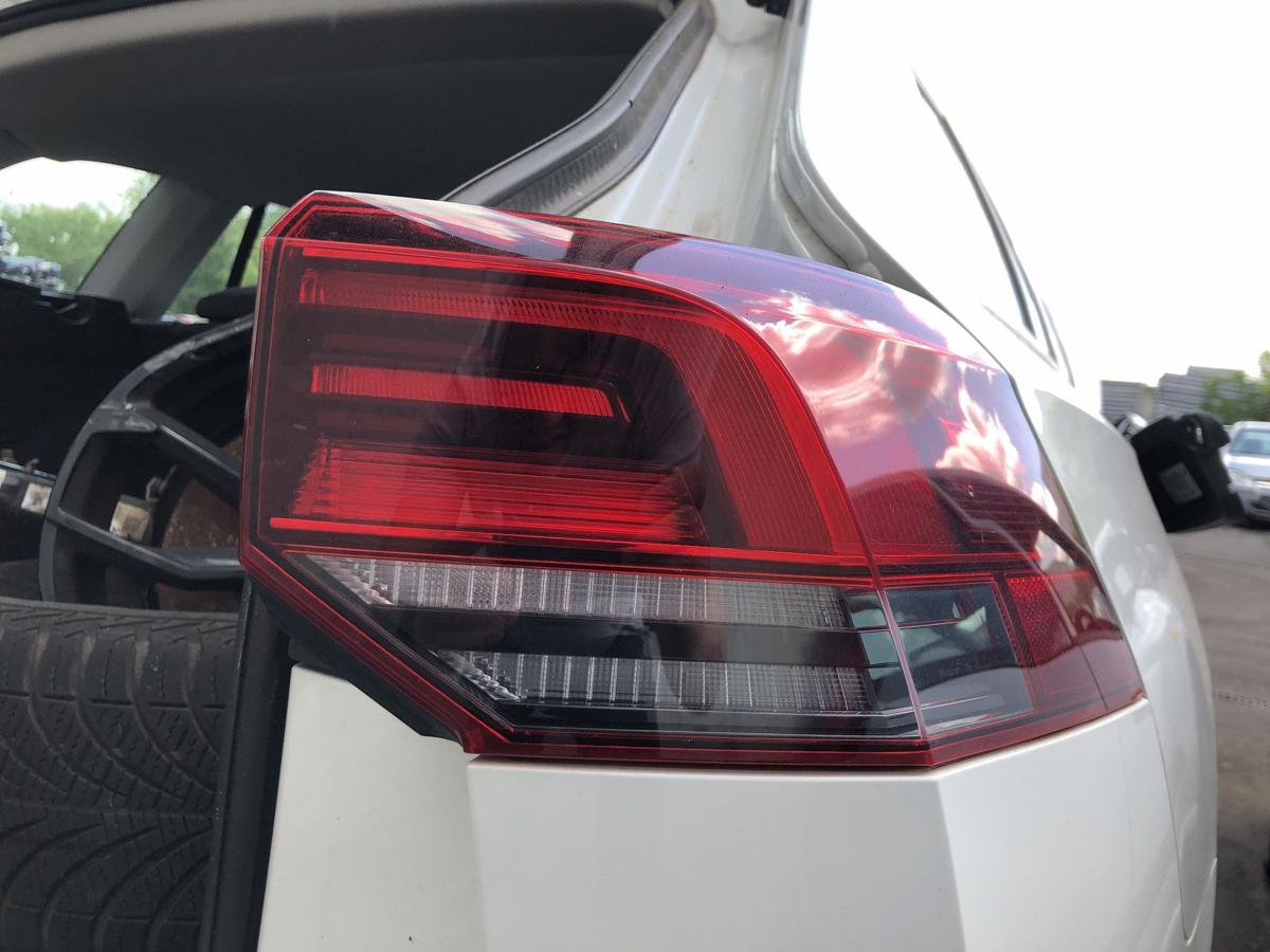 VW Golf 8 VIII CD Variant Rückleuchte außen rechts Rücklicht Heckleuchte LED