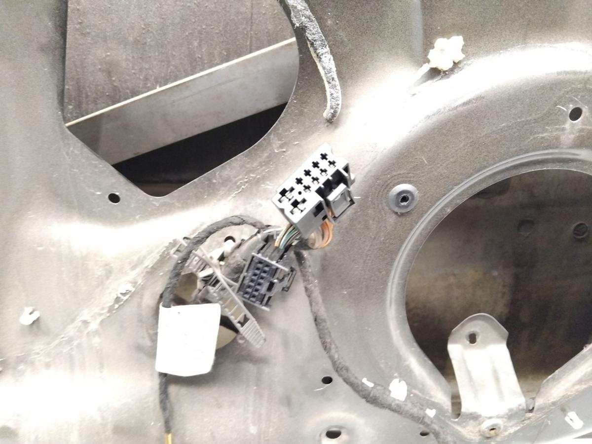 Seat Exeo ST 3R original T&uuml;r vorn links LC9Z Black Magic Metallic Rohbau BJ2011