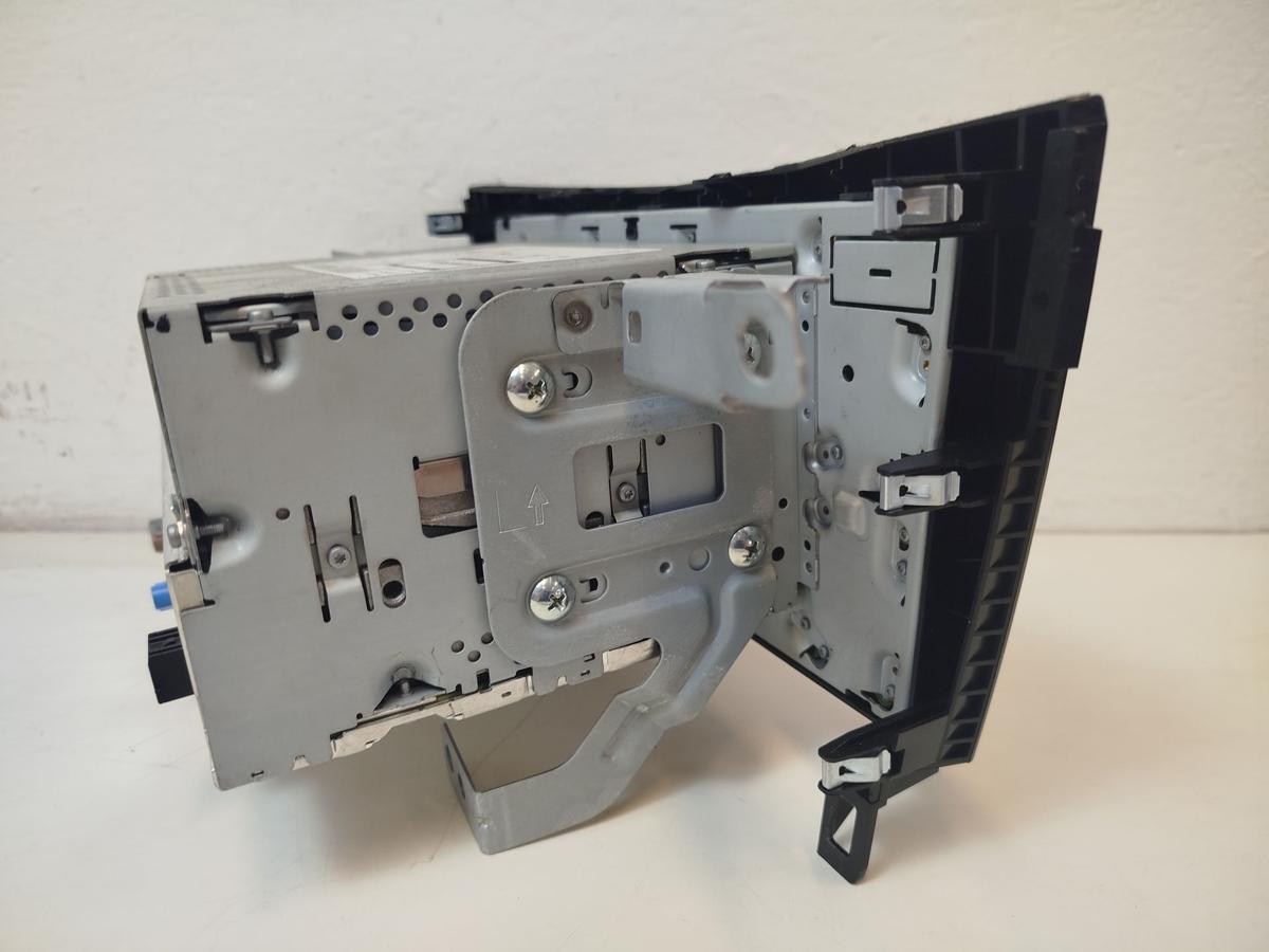 Nissan Qashqai J11 Radio Autoradio Navigation 360 Grad Kamera Originalteil Bosch