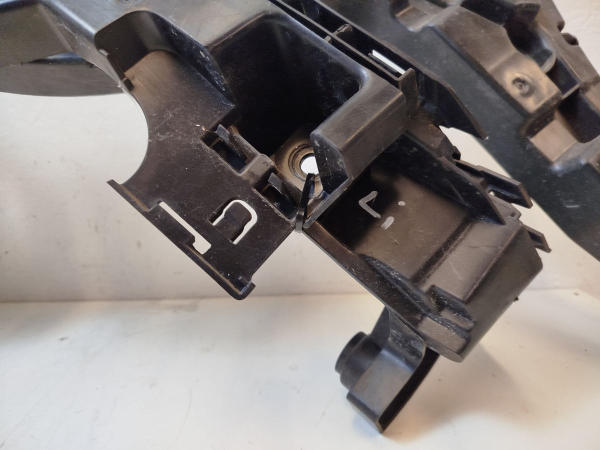 VW Golf 8 VIII CD Variant Halter Einschub Sto&szlig;f&auml;nger hinten links rechts