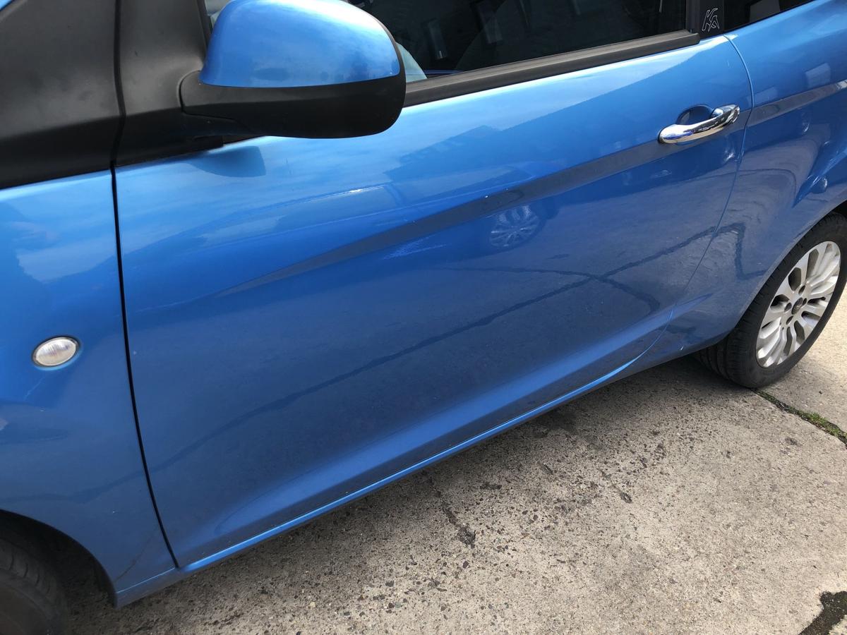 Ford KA RU8 Tür vorn links Fahrertür im Rohbau Dive Blau Autotür