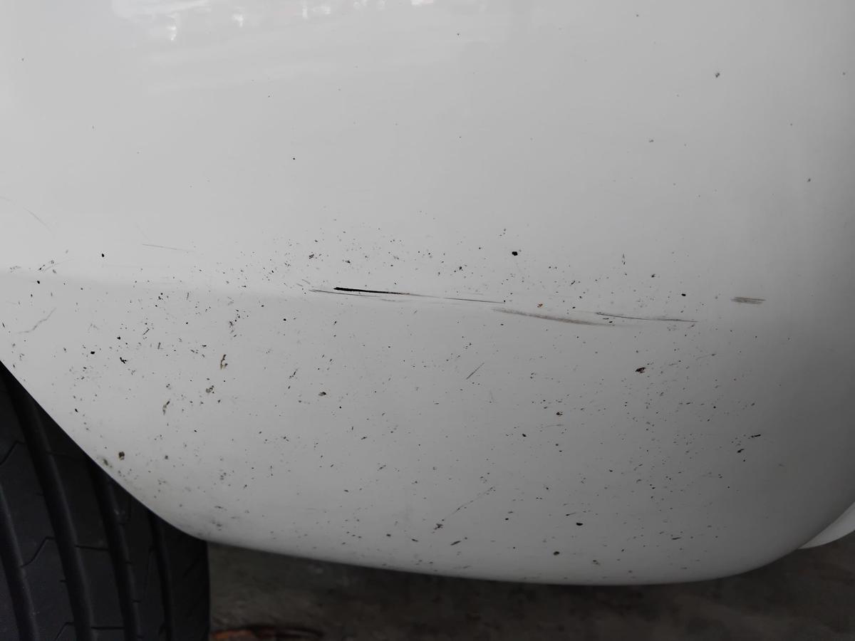 Ford Fusion JU2 original Stoßfänger Stoßstange hinten frostweiß Facelift BJ2011
