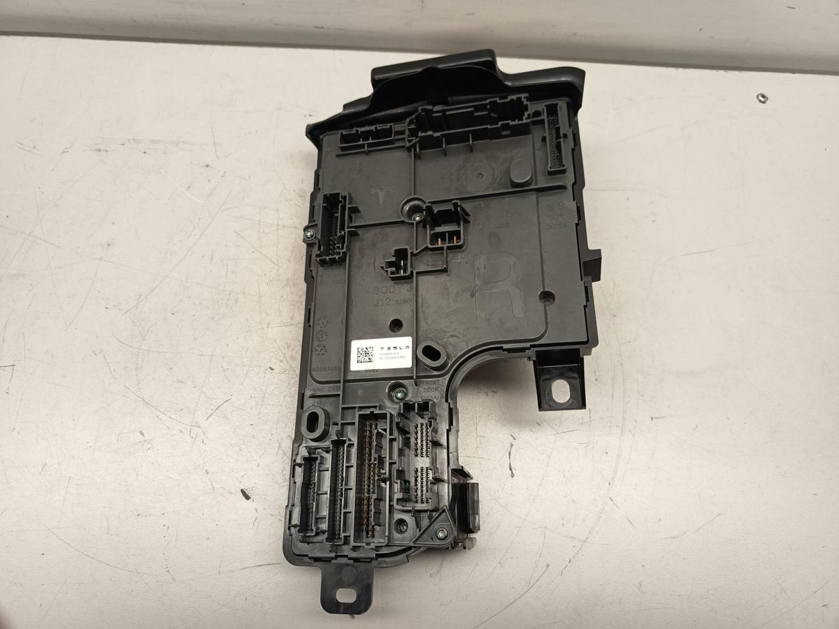 Tesla Model Y original Steuerger&auml;t T&uuml;r rechts P189968940B Baujahr 2025
