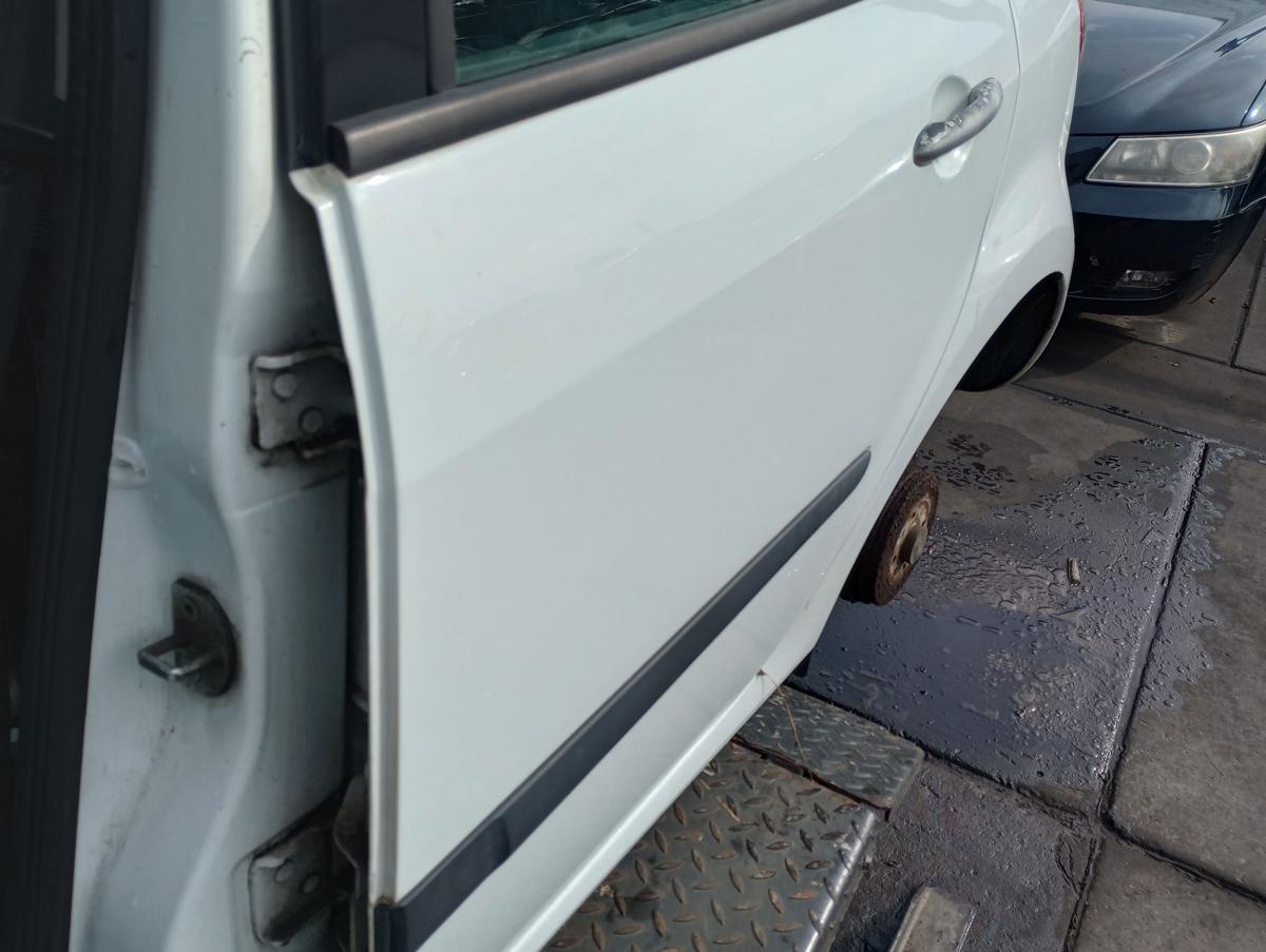 Renault Modus original Tür hinten links Fond OV369 Arktisweiss Bj 2006