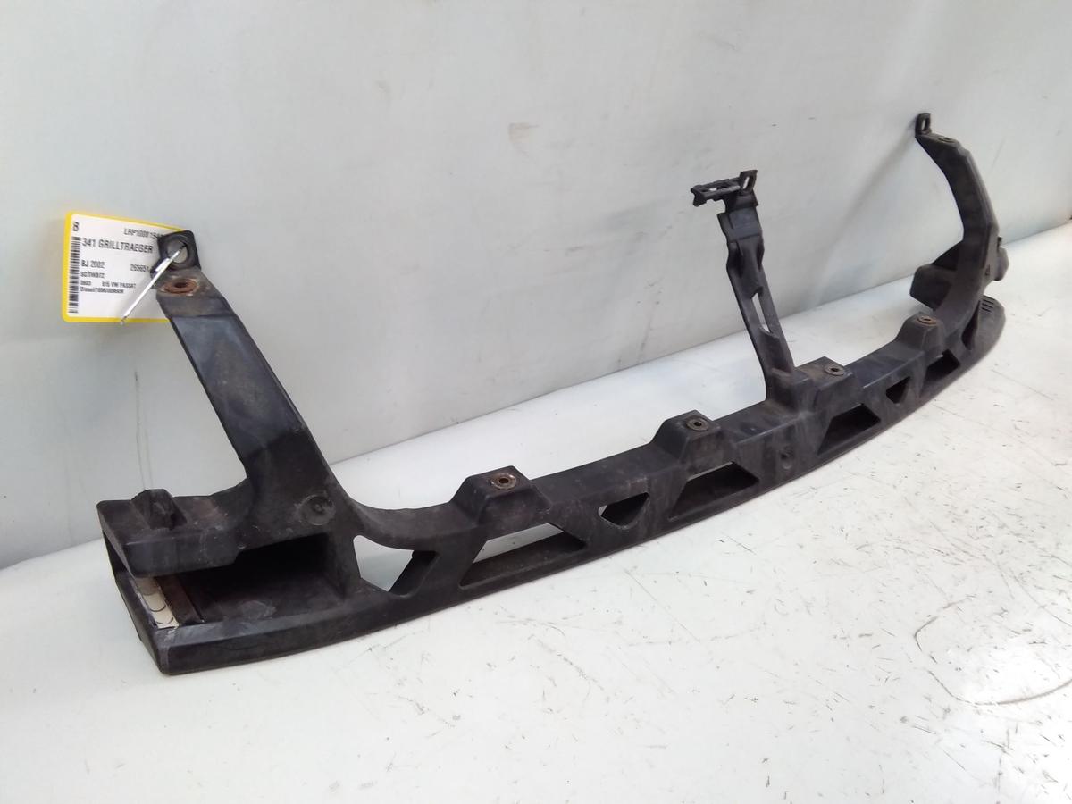 VW Passat 3BG original Grillträger Stützteil Stoßfänger vorn BJ2002 3B0807469C