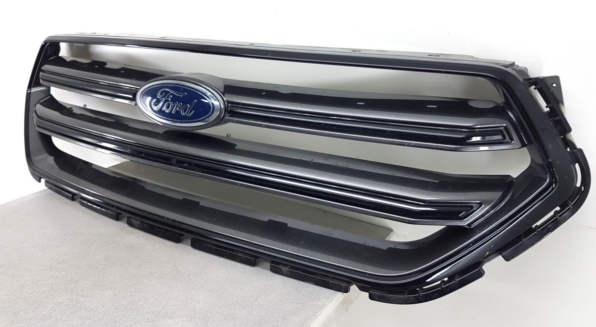 Ford Kuga Kühlergrill mit Emblem GV448200D Bj2018 Modell ab 2016