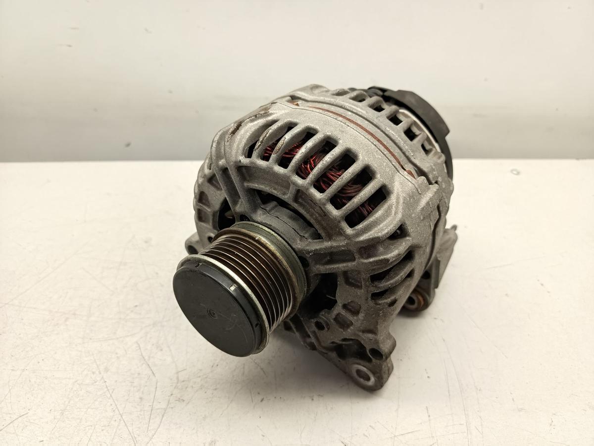 VW Passat 3C original Lichtmaschine 1.6l 75kW Benzin 140A Bj 2006