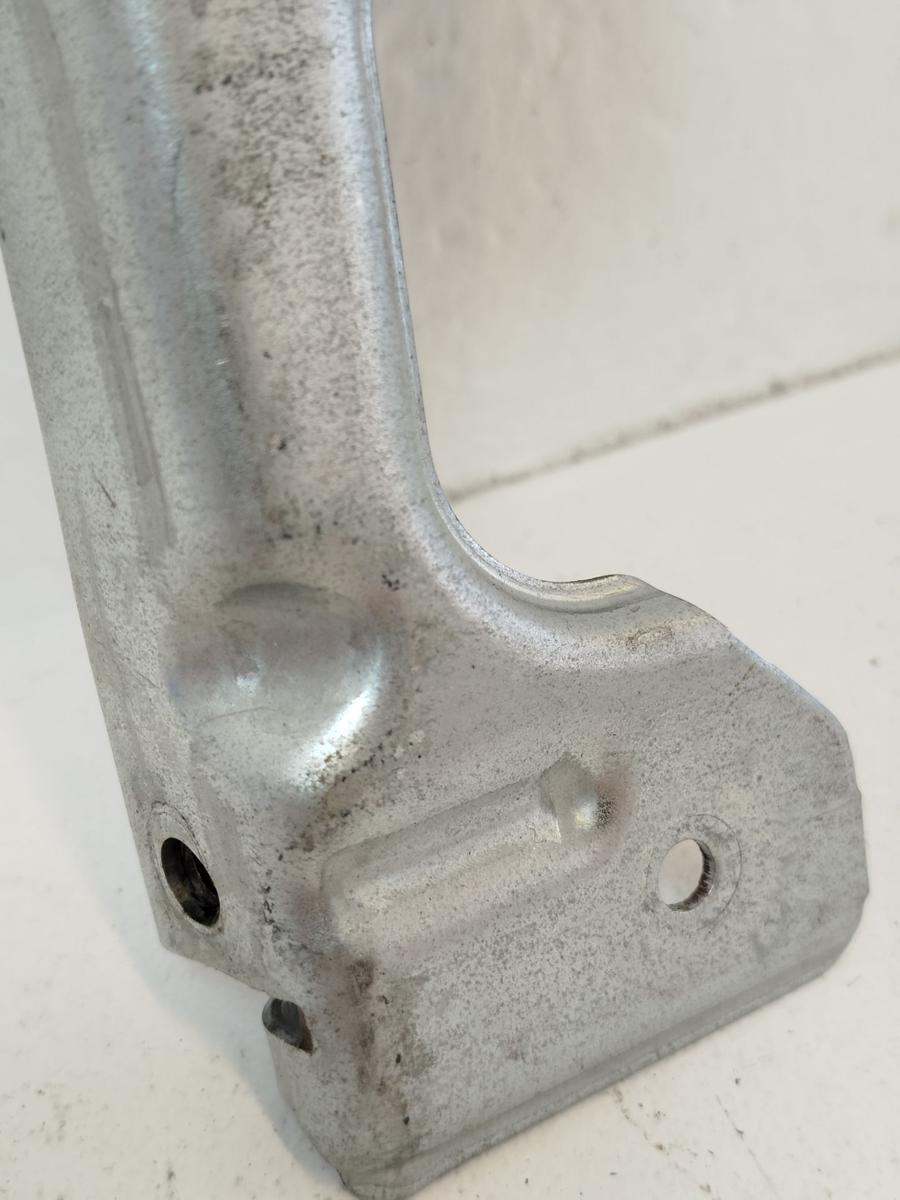 VW T5 7E Haltewinkel Befestigungswinkel Haltegriff vorn rechts A Säule innen