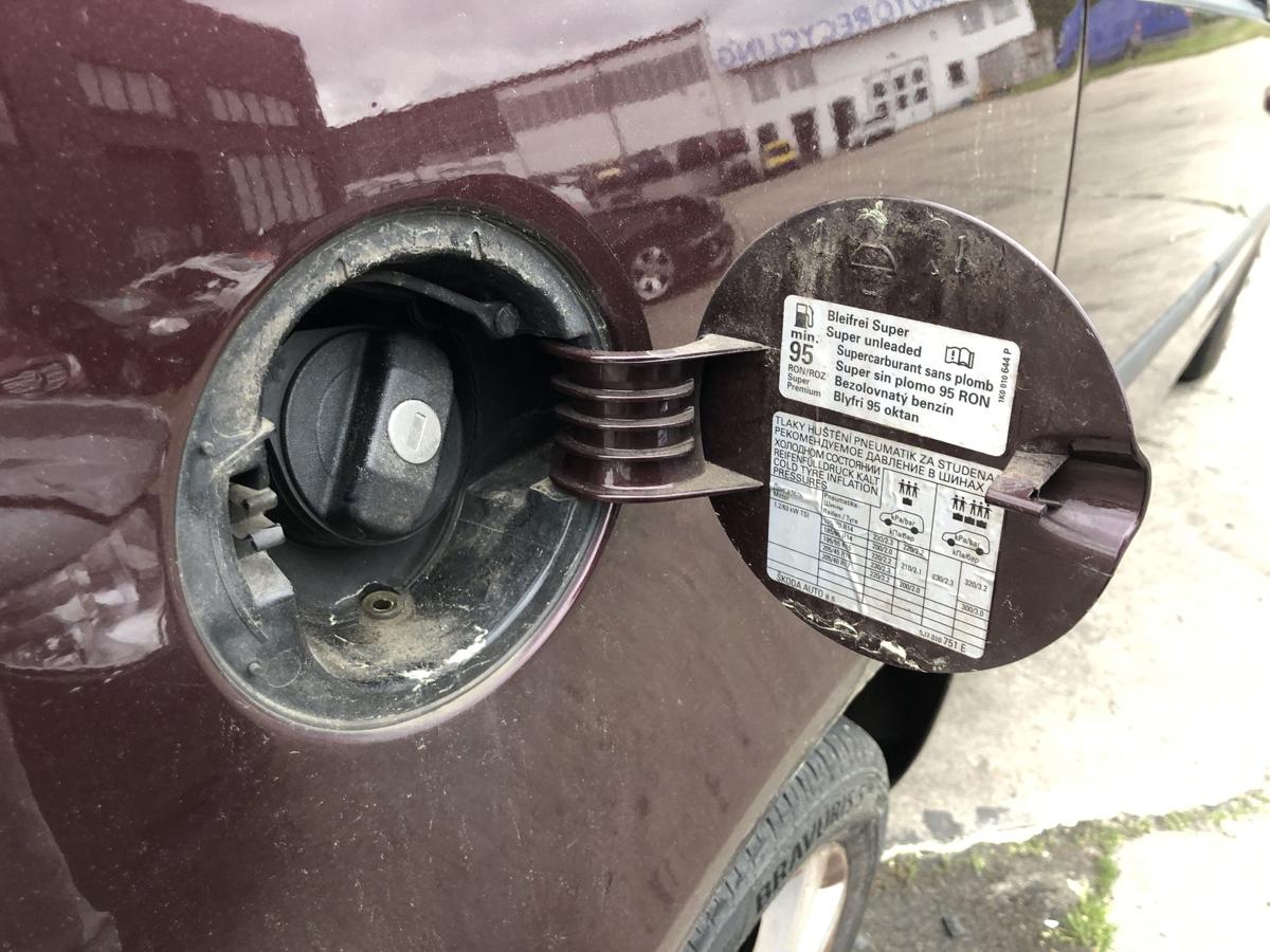 Skoda Roomster 5J Tankklappe Tankdeckel Tankverschluss