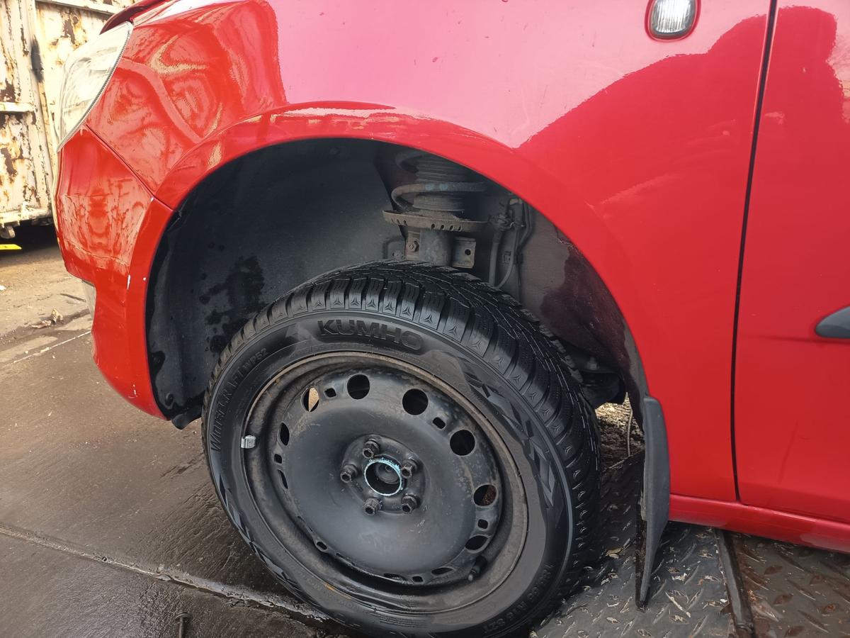 Skoda Fabia 5J orig Kotflügel links LF3K Rot ab 2010