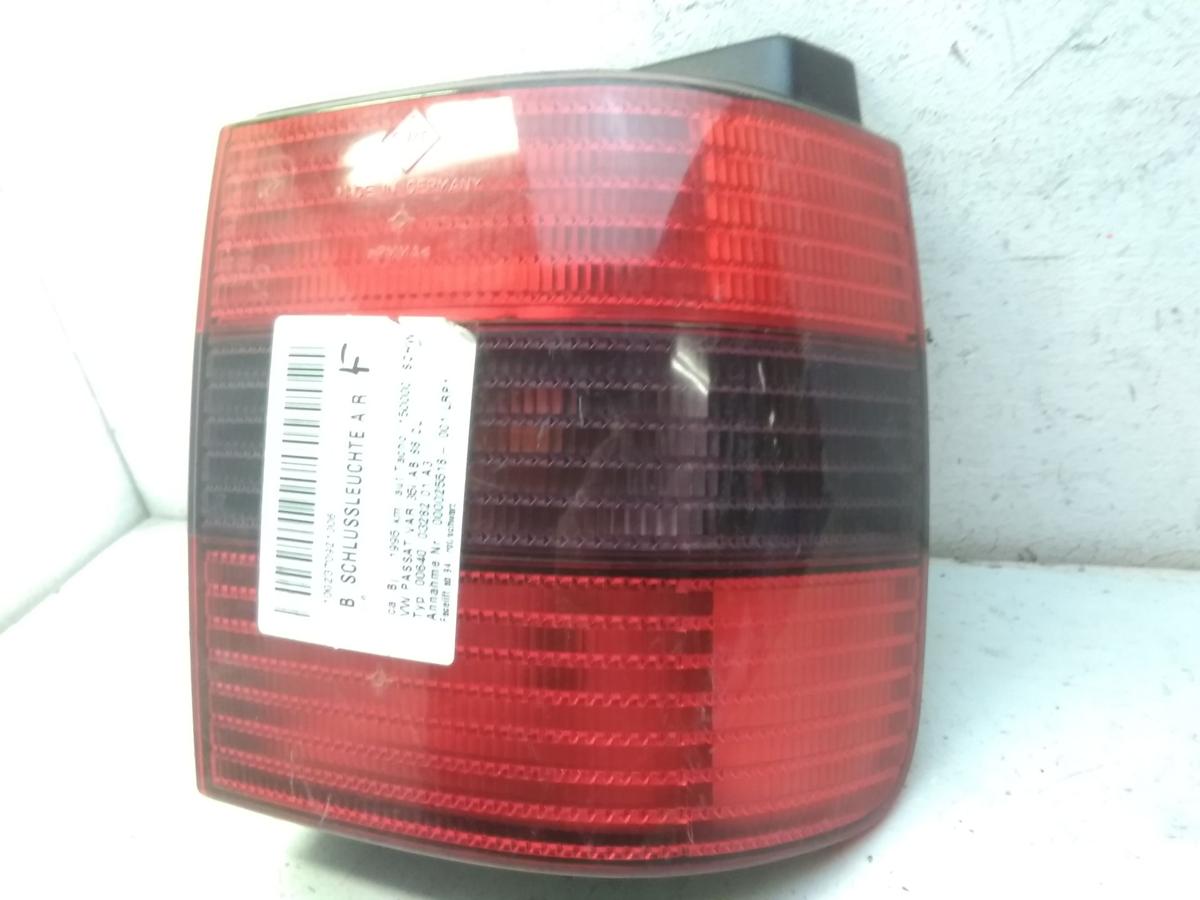 VW Passat 35i Variant R&uuml;ckleuchte Heckleuchte rechts Facelift BJ1995