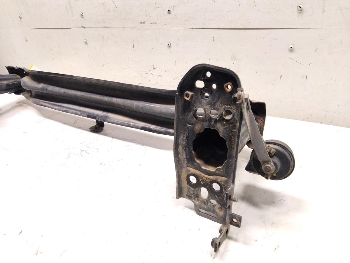 VW Touareg 2 7P original Tr&auml;ger Verst&auml;rkung Sto&szlig;f&auml;nger vorn 7P0807109D Bj.2013