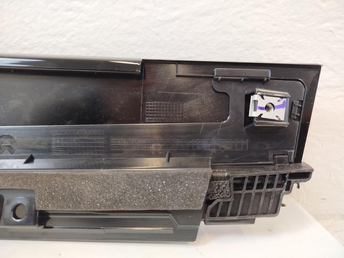 NIO EL6 Elektro SUV B-S&auml;ule Verkleidung Blende Fahrert&uuml;r mit NFC Kartenleser