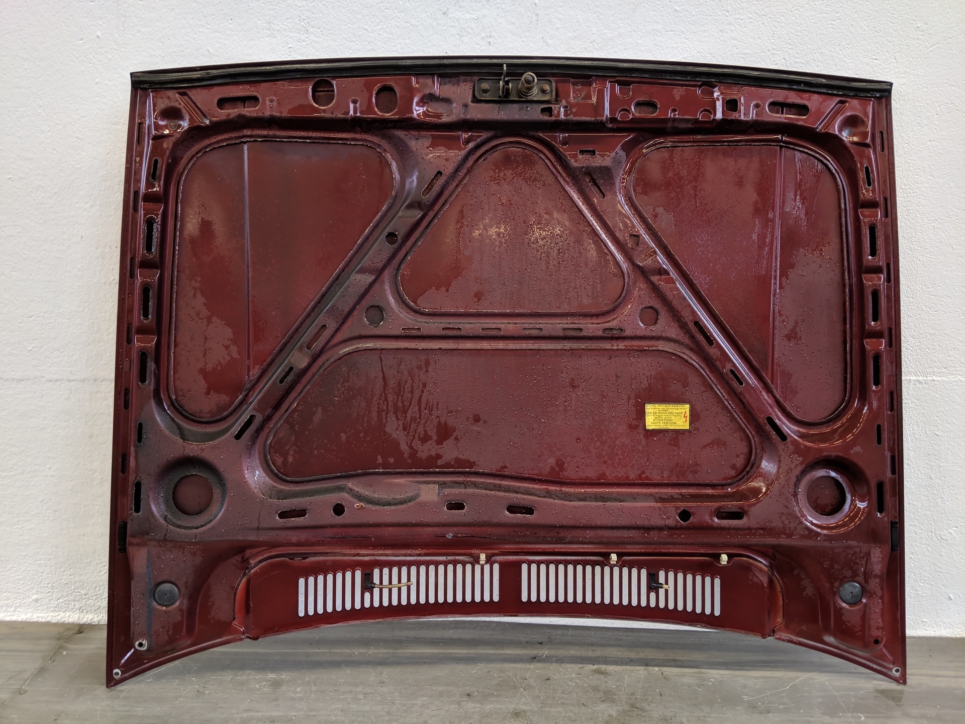 VW Golf 2 19E Bj88 Motorhaube Klappe Deckel vorn Weinrot