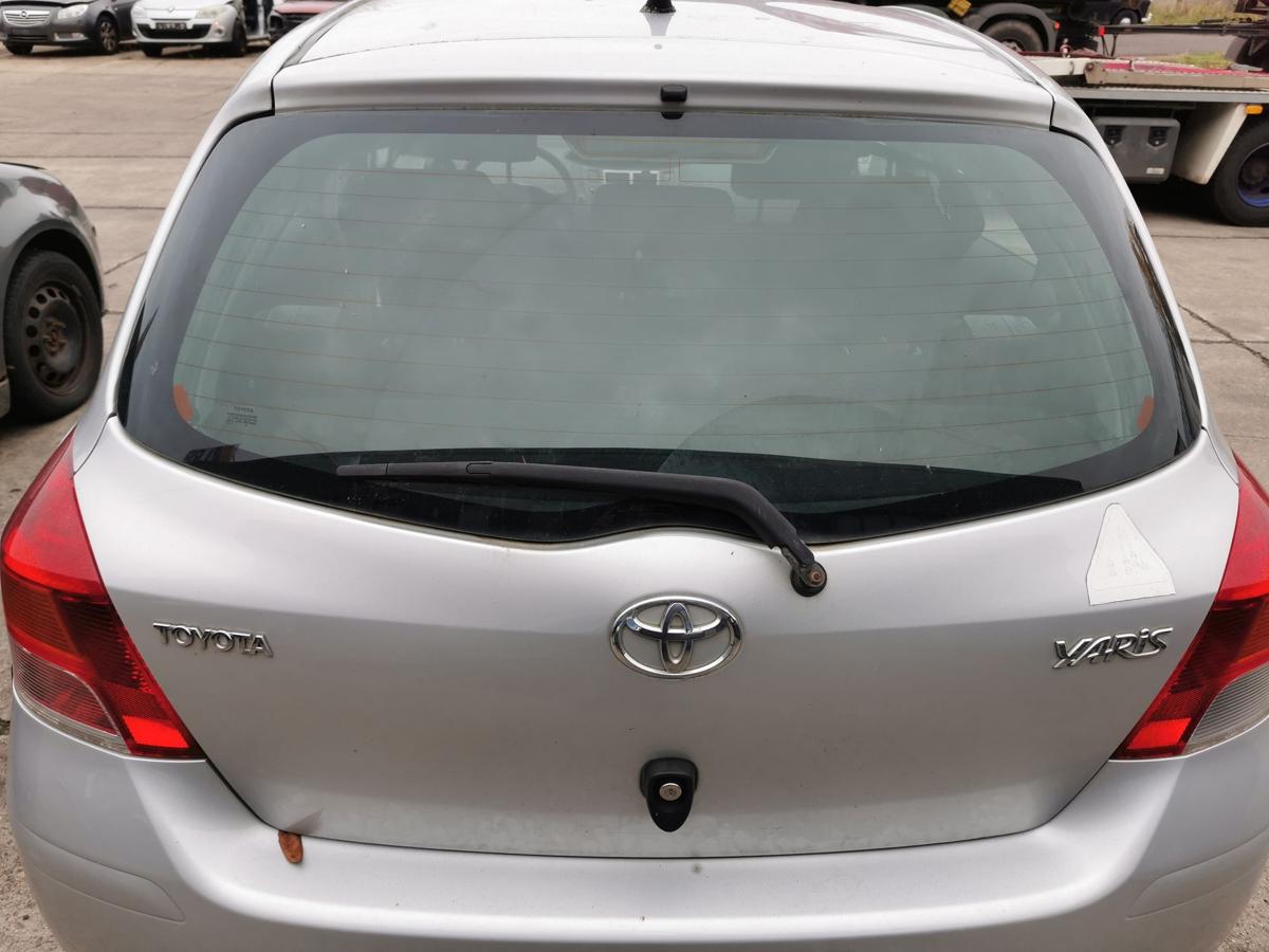 Toyota Yaris XP9 Heckklappe Klappe Deckel hinten Rohbau 1E7 Silver Pearl 5trg