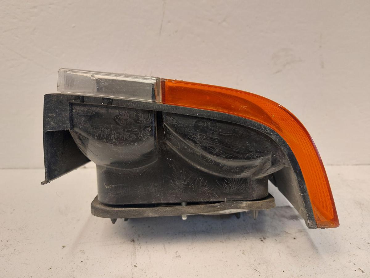 VW T4 7D Rückleuchte rechts Rücklicht Heckleuchte Ulo OEM Kasten Caravelle Multi